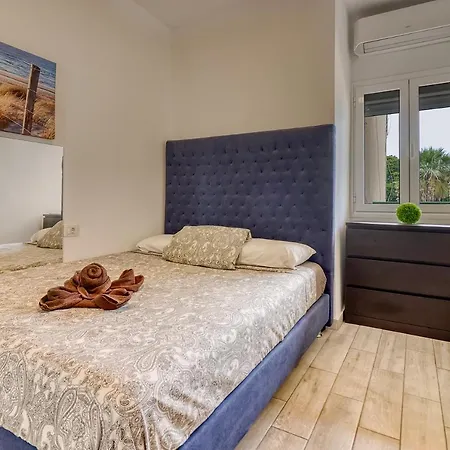 Modern With An Addictive Terrace View * Los Cristianos (Tenerife)