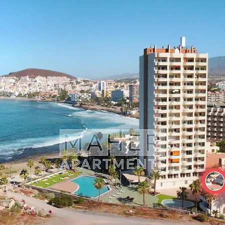 Modern With An Addictive Terrace View Apartment *