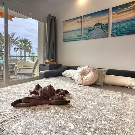 Modern With An Addictive Terrace View * Los Cristianos (Tenerife)