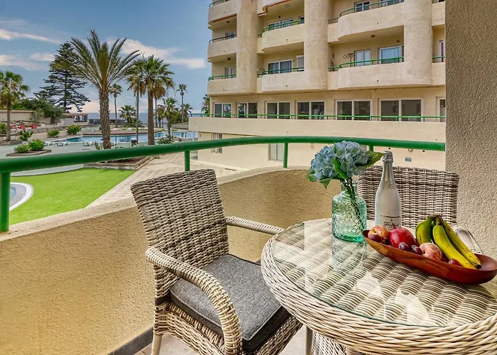 Modern With An Addictive Terrace View לוס כריסטיאנוס