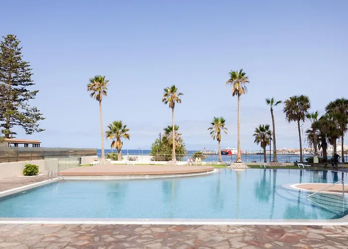 Modern With An Addictive Terrace View Appartamento *