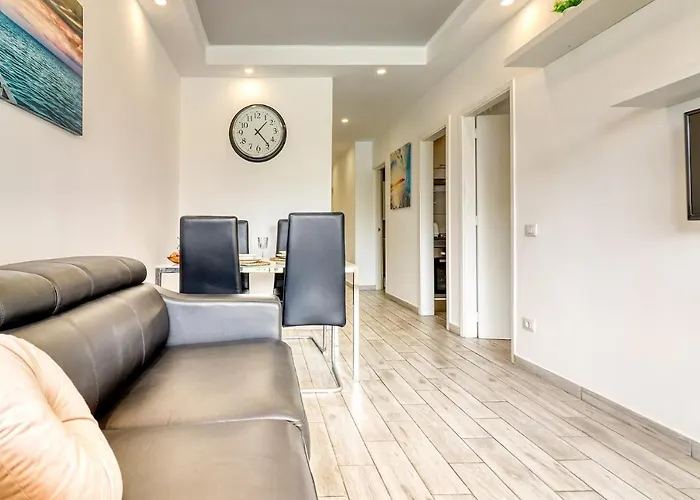 Appartamento Modern With An Addictive Terrace View *