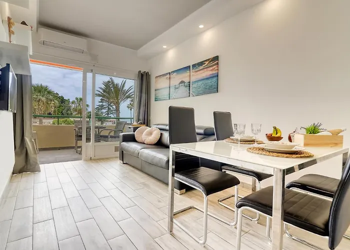 Modern With An Addictive Terrace View Los Cristianos (Tenerife)